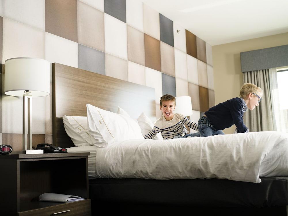 Express & Downtown - Bricktown By Ihg 3*